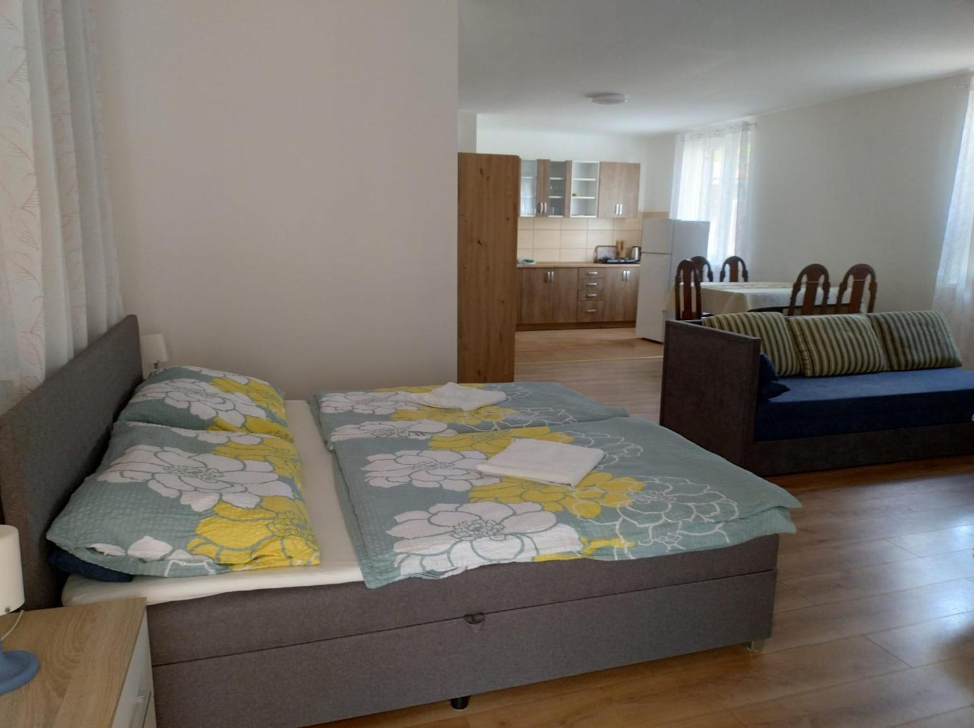Hotel St.Florian Štúrovo Kültér fotó