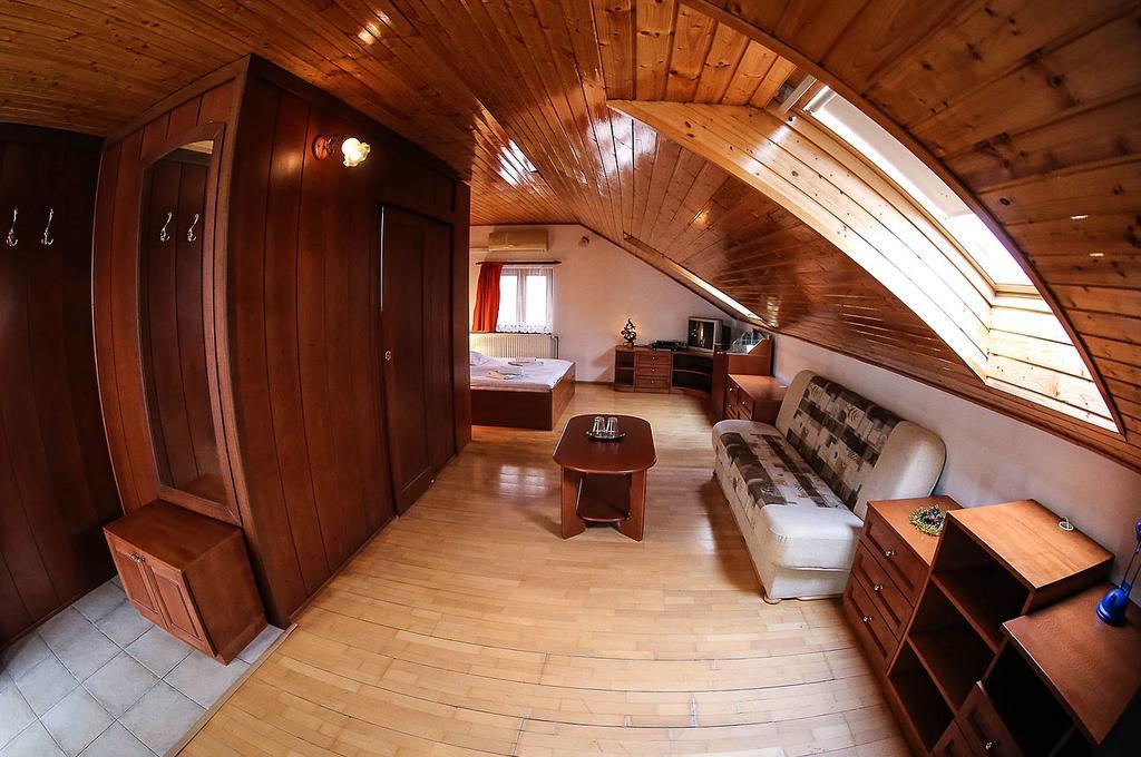 Hotel St.Florian Štúrovo Kültér fotó