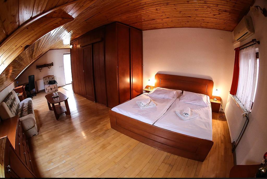 Hotel St.Florian Štúrovo Kültér fotó